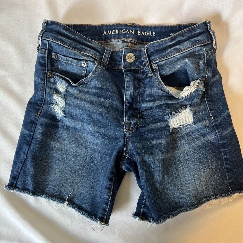 American Eagle Cutoff Shorts Women’s Size 6 Super Stretch Blue Distressed Denim